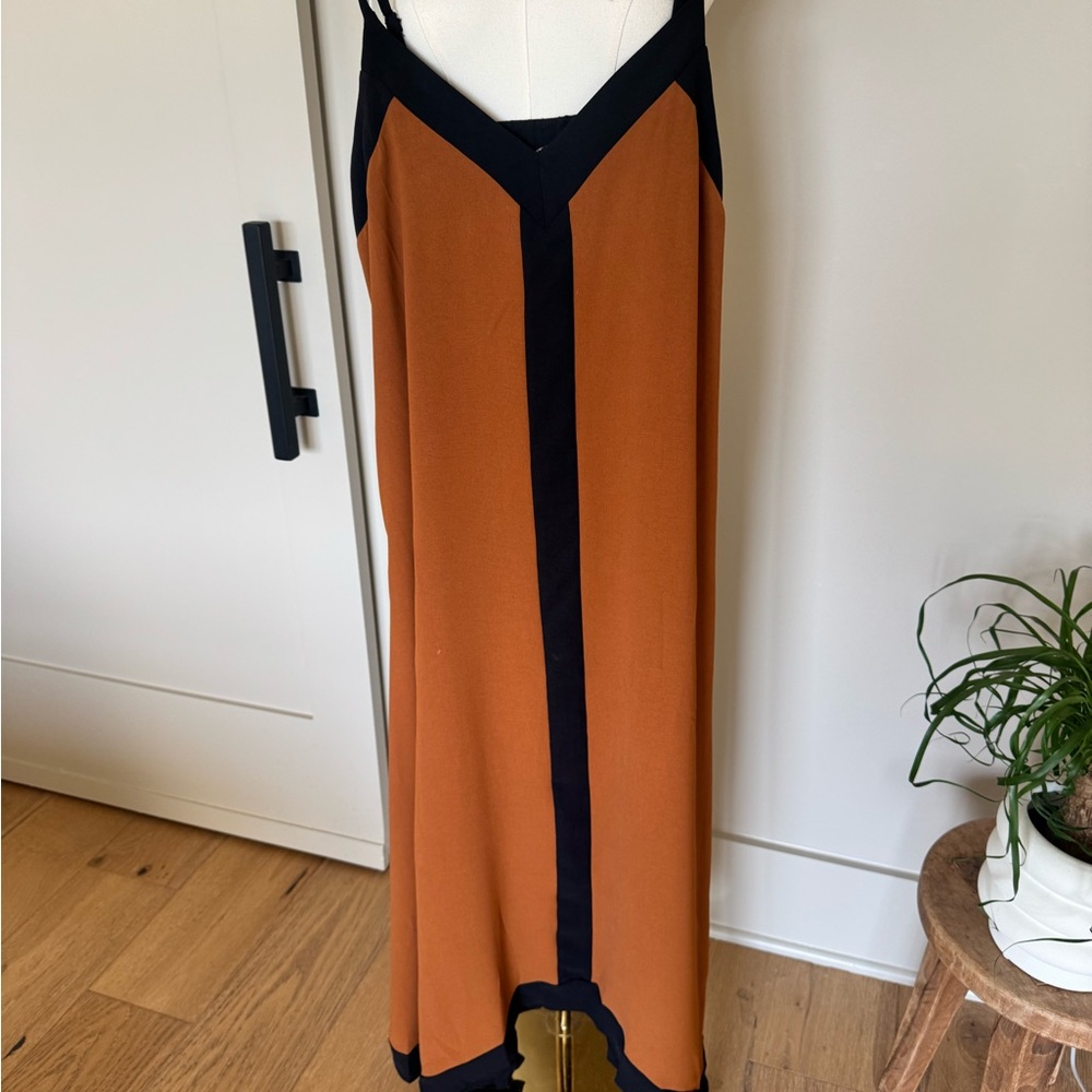 Pretty Garden Flowy Brown and Black Maxi Dress - Picture 2 of 4